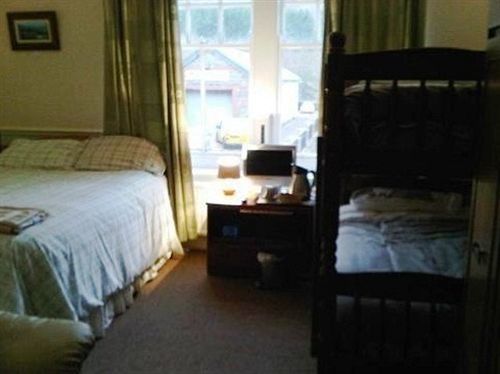 The Hendrewen Hotel Treorchy Bagian luar foto